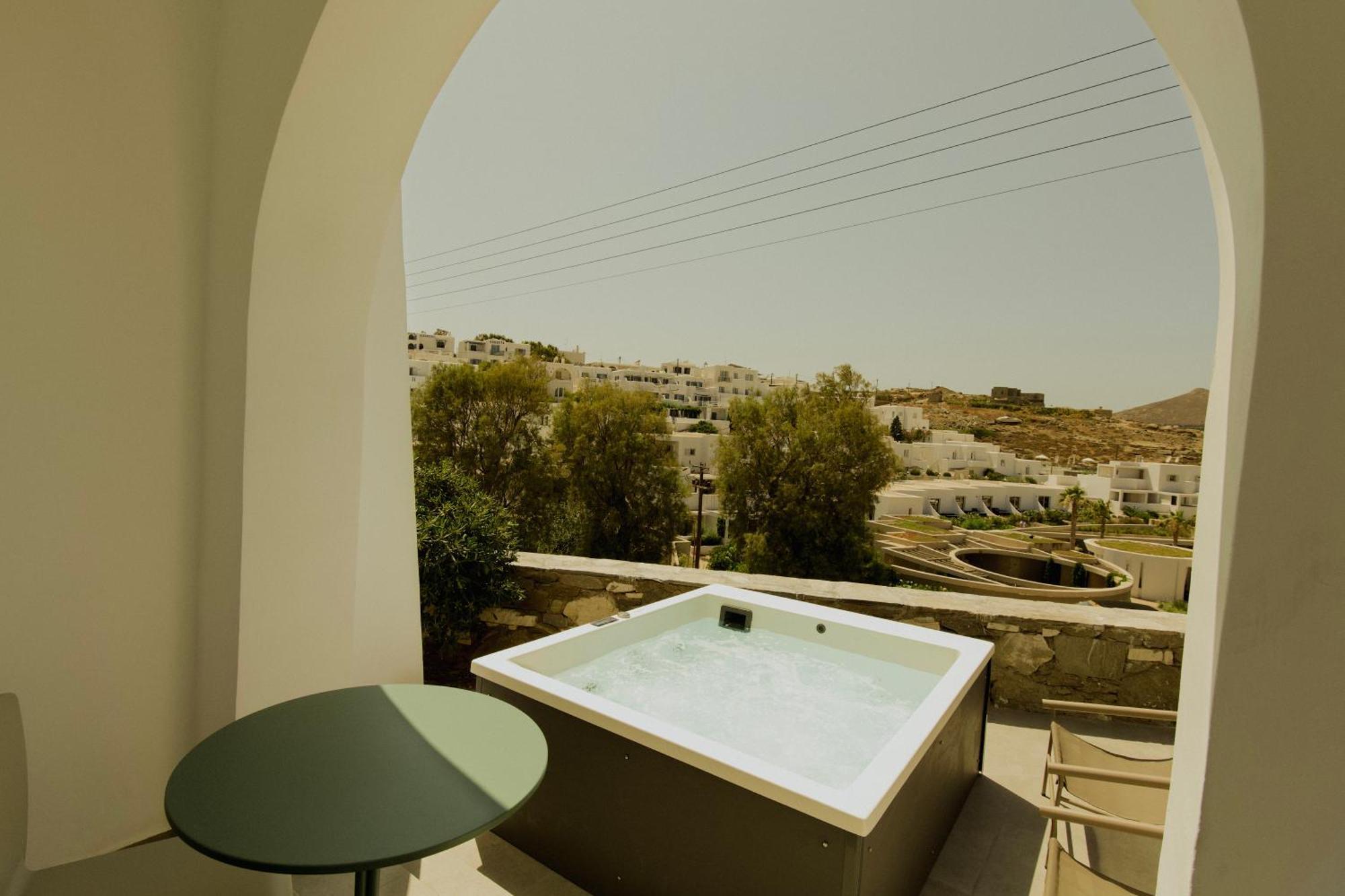 Opal Paros Hotel Науса Екстериор снимка