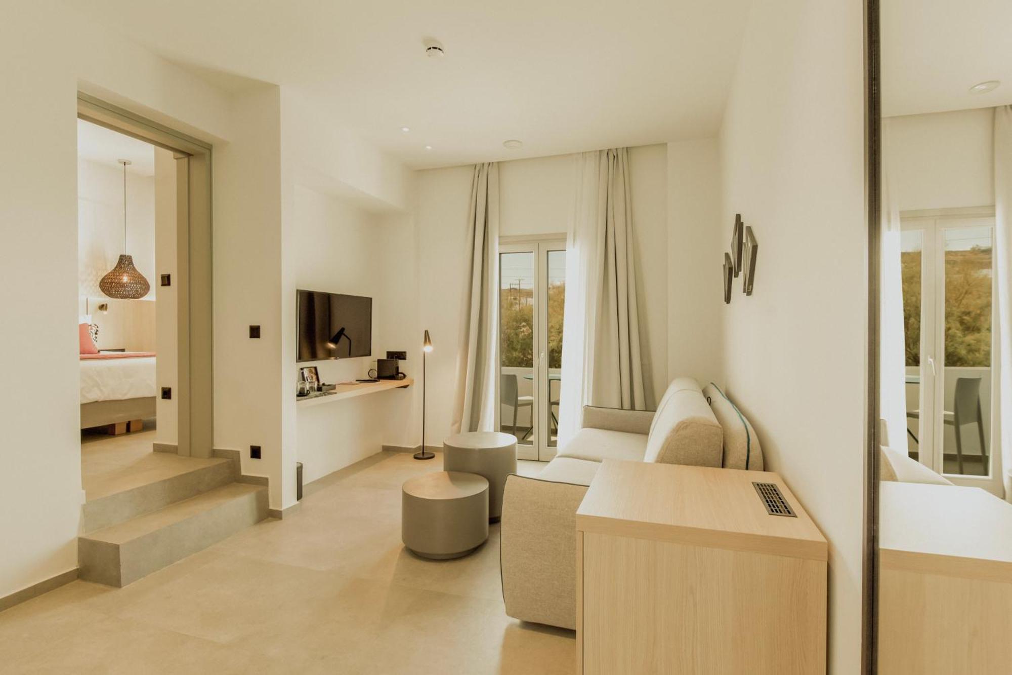 Opal Paros Hotel Науса Екстериор снимка